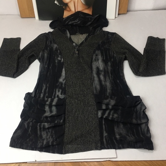 Woman’s sheer mesh zipper jacket/cardigan - Picture 1 of 6